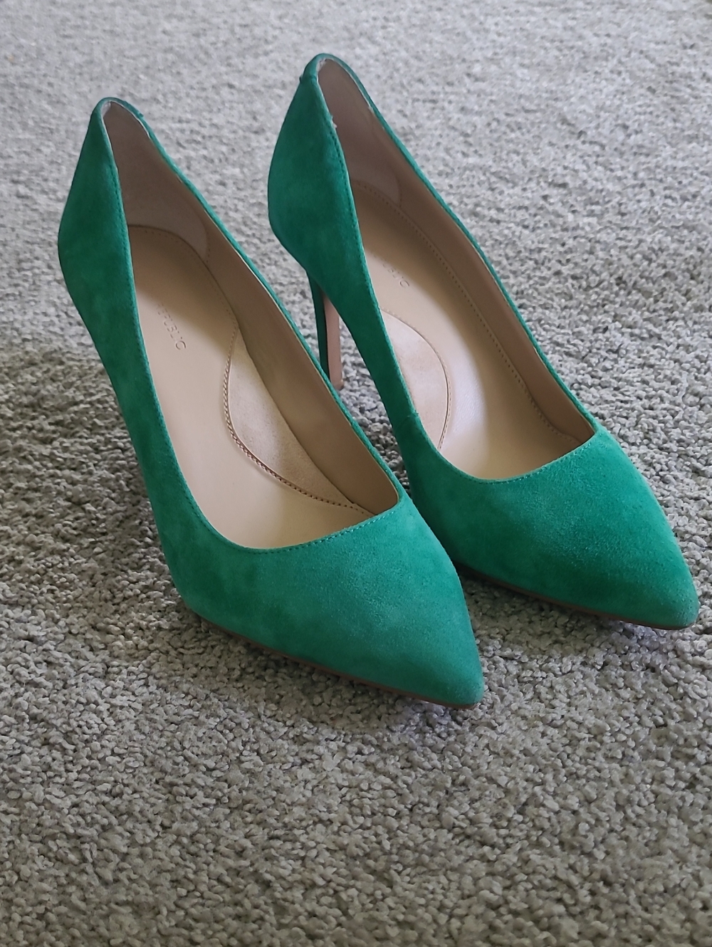 Banana Republic Green Suede Pointed-Toe Women's Pumps